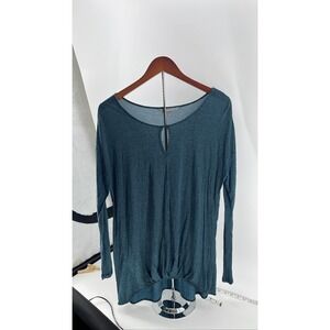 Daisy Fuentes Women's Medium Teal Geometric Long Sleeve Knot Hem Top